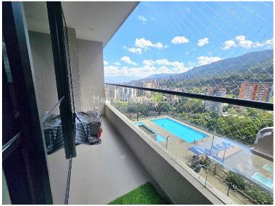 Apartamento en venta en Loma Del Escobero, Envigado · foto 3 de 12