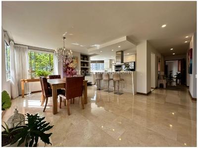 Apartamento en venta en Lalinde, Medellín · foto 8 de 20