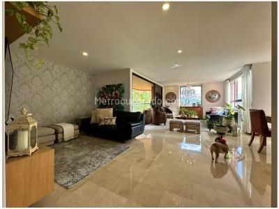 Apartamento en venta en Lalinde, Medellín · foto 12 de 20