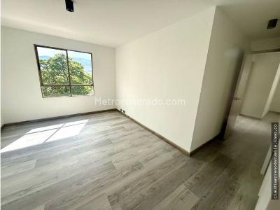 Apartamento de 3 alcobas en venta en Patio Bonito, Medellín, 126 m² · foto 11 de 16