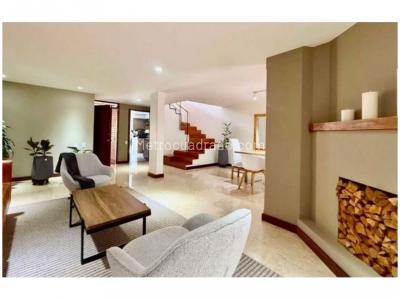 Casa de 3 alcobas en venta en Loma De Las Brujas, Envigado, 200 m² · foto 6 de 19