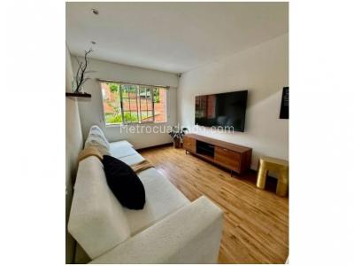 Casa de 3 alcobas en venta en Loma De Las Brujas, Envigado, 200 m² · foto 10 de 19