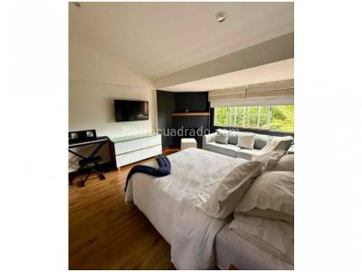 Casa de 3 alcobas en venta en Loma De Las Brujas, Envigado, 200 m² · foto 12 de 19