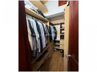 Casa de 3 alcobas en venta en Loma De Las Brujas, Envigado, 200 m² · foto 14 de 19