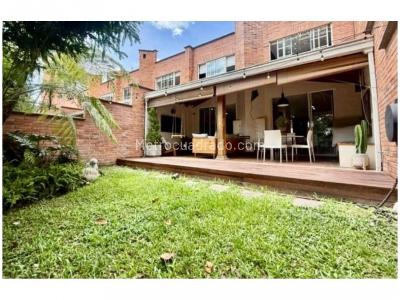Casa de 3 alcobas en venta en Loma De Las Brujas, Envigado, 200 m² · foto 19 de 19