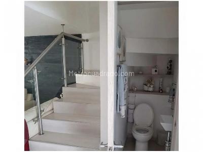 Casa de 5 alcobas en venta en Loma De Los Bernal, Medellín, 165 m² · foto 6 de 17