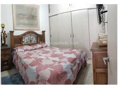 Casa de 5 alcobas en venta en Loma De Los Bernal, Medellín, 165 m² · foto 11 de 17