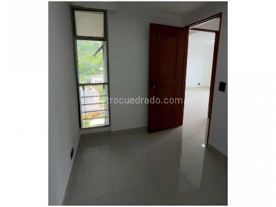 Apartamento de 3 alcobas en venta en Laureles, Medellín, 100 m² · foto 15 de 17