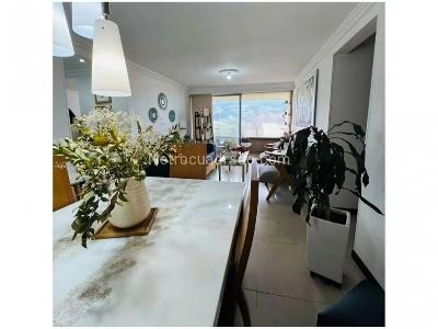 Apartamento de 3 alcobas en venta en Laureles, Medellín, 100 m² · foto 2 de 20