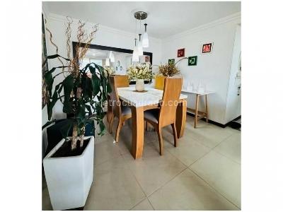 Apartamento de 3 alcobas en venta en Laureles, Medellín, 100 m² · foto 4 de 20