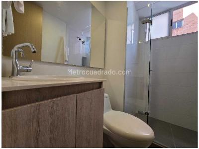 Apartamento de 2 alcobas en venta en Loma De Las Brujas, Envigado, 121 m² · foto 12 de 15