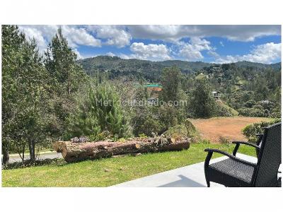 Casa de 3 alcobas en venta en Alto Del Escobero, Envigado, 260 m² · foto 3 de 18