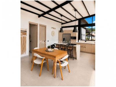 Casa de 3 alcobas en venta en Alto Del Escobero, Envigado, 260 m² · foto 5 de 18