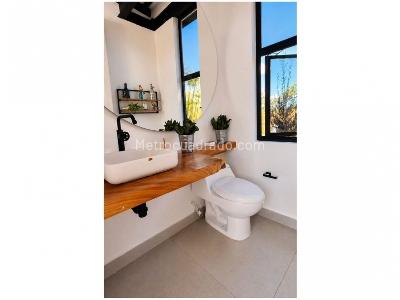 Casa de 3 alcobas en venta en Alto Del Escobero, Envigado, 260 m² · foto 17 de 18