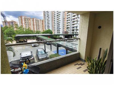 Apartamento de 3 alcobas en venta en Loma De Los Bernal, Medellín, 97 m² · foto 4 de 20