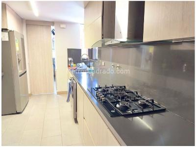 Casa de 4 alcobas en venta en Loma De Las Brujas, Envigado, 141 m² · foto 5 de 19