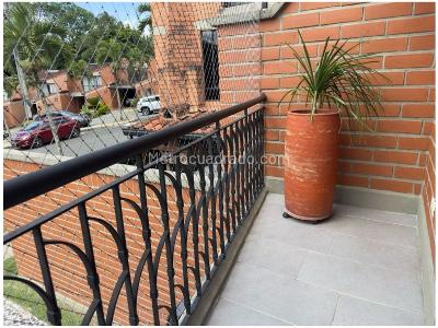 Casa de 4 alcobas en venta en Loma De Las Brujas, Envigado, 141 m² · foto 15 de 19