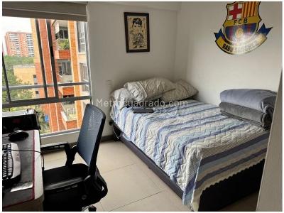 Apartamento de 3 alcobas en venta en Loma De Las Brujas, Envigado, 92 m² · foto 8 de 10