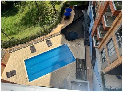 Apartamento de 3 alcobas en venta en Loma De Las Brujas, Envigado, 92 m² · foto 10 de 10
