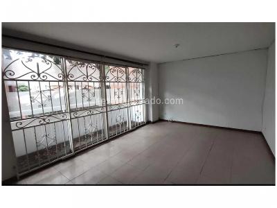 Apartamento de 3 alcobas en venta en Laureles, Medellín, 104 m² · foto 3 de 12