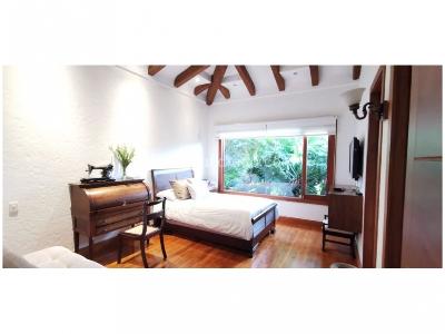 Apartamento de 3 alcobas en venta en Loma Del Indio Parte Baja, Medellín, 450 m² · foto 13 de 20