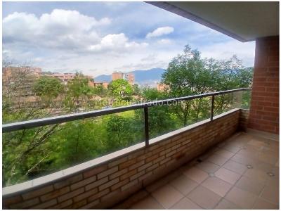Apartamento de 3 alcobas en venta en San Lucas, Medellín, 170 m² · foto 5 de 20