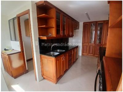 Apartamento de 3 alcobas en venta en San Lucas, Medellín, 170 m² · foto 7 de 20