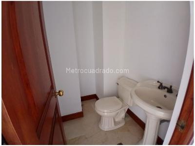 Apartamento de 3 alcobas en venta en San Lucas, Medellín, 170 m² · foto 11 de 20