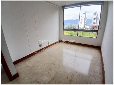 Apartamento de 3 alcobas en venta en San Lucas, Medellín, 170 m² · foto 13 de 20