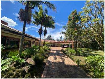 Casa de 4 alcobas en venta en Pontezuela, Rionegro, 998 m² · foto 1 de 20