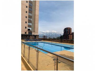 Apartamento de 3 alcobas en venta en Loma Del Campestre, Medellín, 190 m² · foto 13 de 15