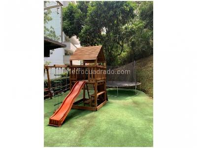 Apartamento de 3 alcobas en venta en Loma Del Campestre, Medellín, 190 m² · foto 14 de 15