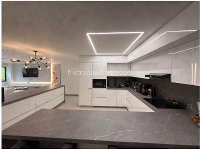 Apartamento en venta en La Aguacatala, Medellín · foto 5 de 19