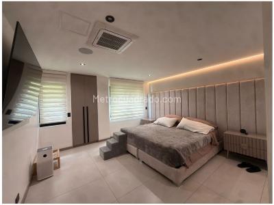 Apartamento en venta en La Aguacatala, Medellín · foto 12 de 19