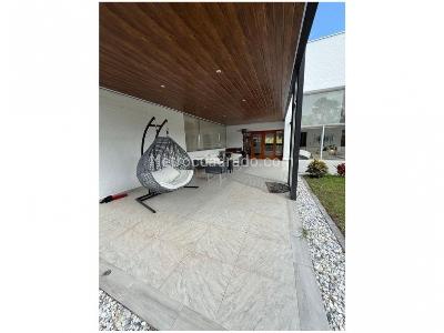Casa de 5 alcobas en venta en Alto Del Escobero, Envigado, 1000 m² · foto 12 de 16