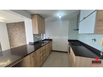 Apartamento en venta en Loma De Los Bernal, Medellín · foto 7 de 20