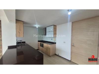 Apartamento en venta en Loma De Los Bernal, Medellín · foto 10 de 20