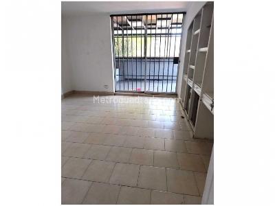 Apartamento de 4 alcobas en venta en Suramerica, Medellín, 242 m² · foto 3 de 14
