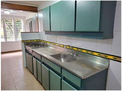 Apartamento de 4 alcobas en venta en Suramerica, Medellín, 242 m² · foto 7 de 14