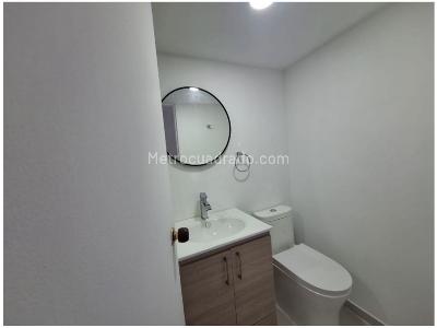 Apartamento de 3 alcobas en venta en El Poblado, Medellín, 100 m² · foto 7 de 20