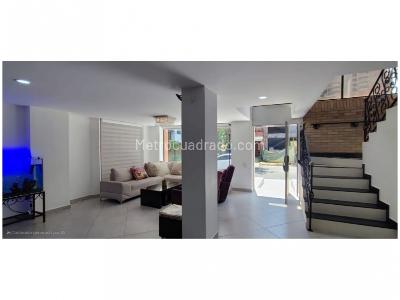 Casa de 5 alcobas en venta en La Doctora, Sabaneta, 350 m² · foto 4 de 20