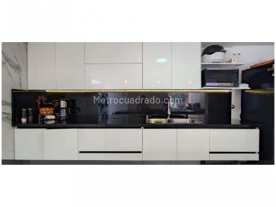 Casa de 5 alcobas en venta en La Doctora, Sabaneta, 350 m² · foto 10 de 20