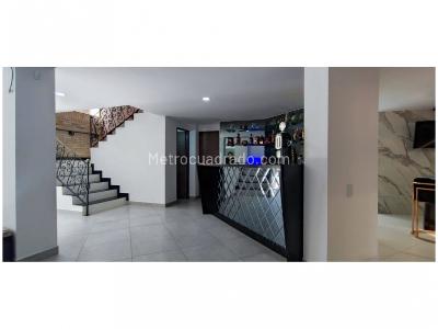 Casa de 5 alcobas en venta en La Doctora, Sabaneta, 350 m² · foto 15 de 20