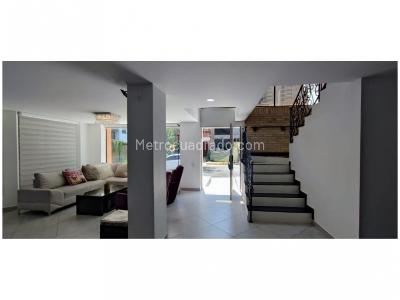 Casa de 5 alcobas en venta en La Doctora, Sabaneta, 350 m² · foto 16 de 20