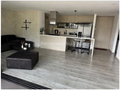 Apartamento en venta en El Poblado, Medellín · foto 3 de 17