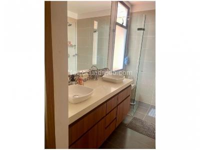 Casa de 3 alcobas en venta en La Calleja, Envigado, 202 m² · foto 17 de 17