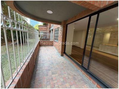 Apartamento de 3 alcobas en venta en El Poblado, Medellín, 138 m² · foto 5 de 19
