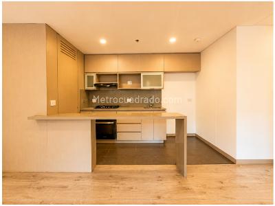 Apartamento de 3 alcobas en venta en El Poblado, Medellín, 89 m² · foto 6 de 20