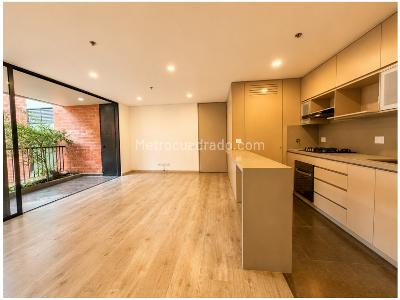 Apartamento de 3 alcobas en venta en El Poblado, Medellín, 89 m² · foto 8 de 20