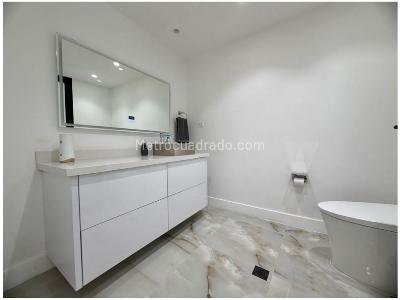 Apartamento de 4 alcobas en venta en El Poblado, Medellín, 410 m² · foto 3 de 20